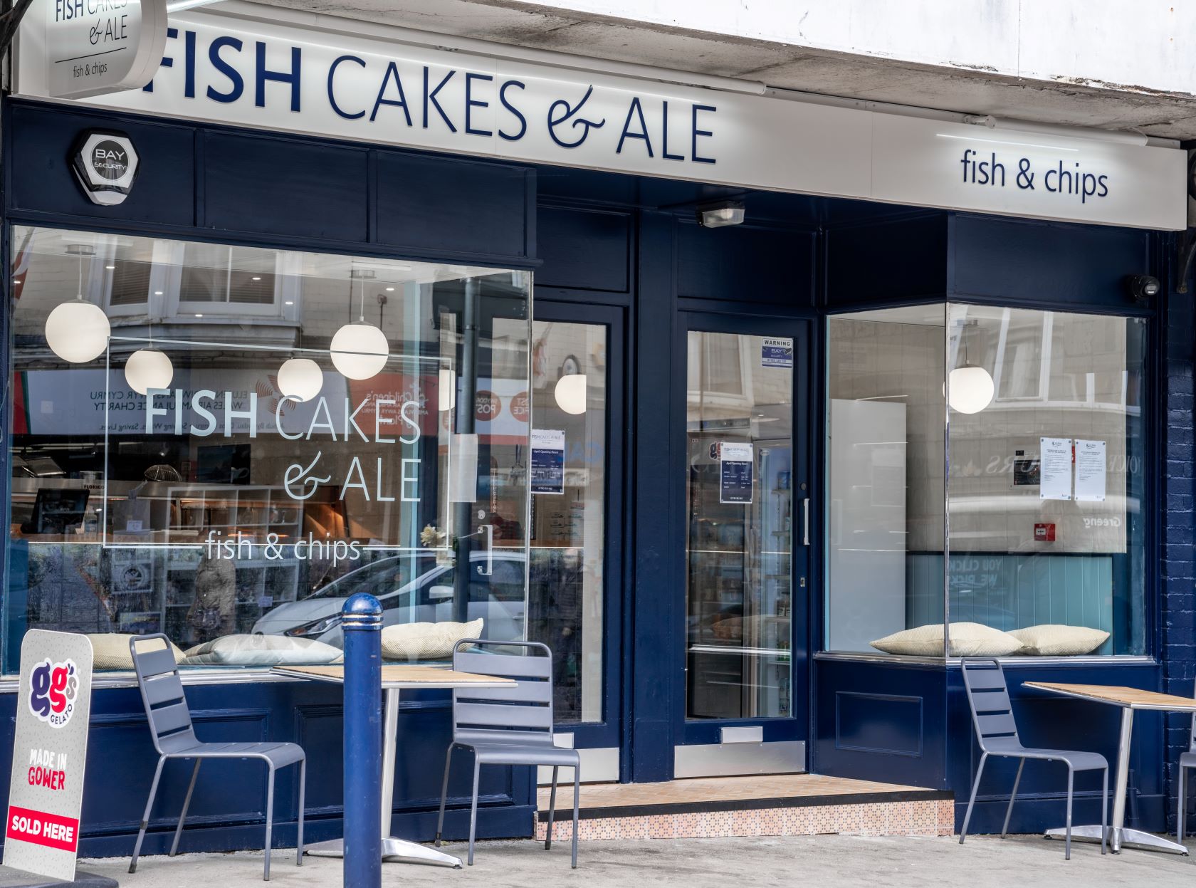 Fish Cakes & Ale Takeaway in Mumbles, Wales